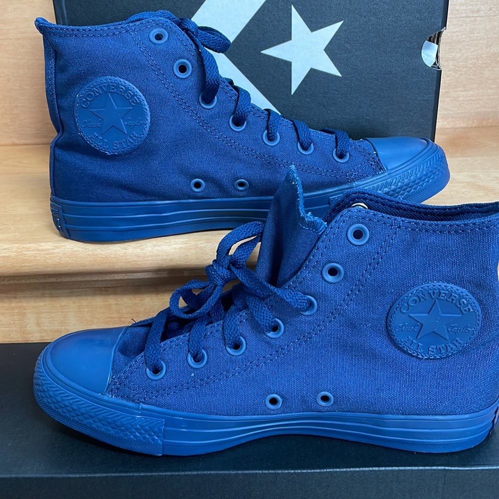 Converse- unisex Chuck Taylor All Star high top - Picture 2 of 5